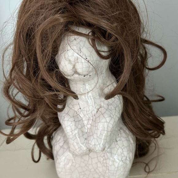 Ladies Women’s Long Curly Brown Brunette Wig - Picture 4 of 6